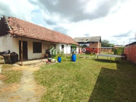 Prodaja, kuća, 77m², Klek, Zrenjanin - image 16