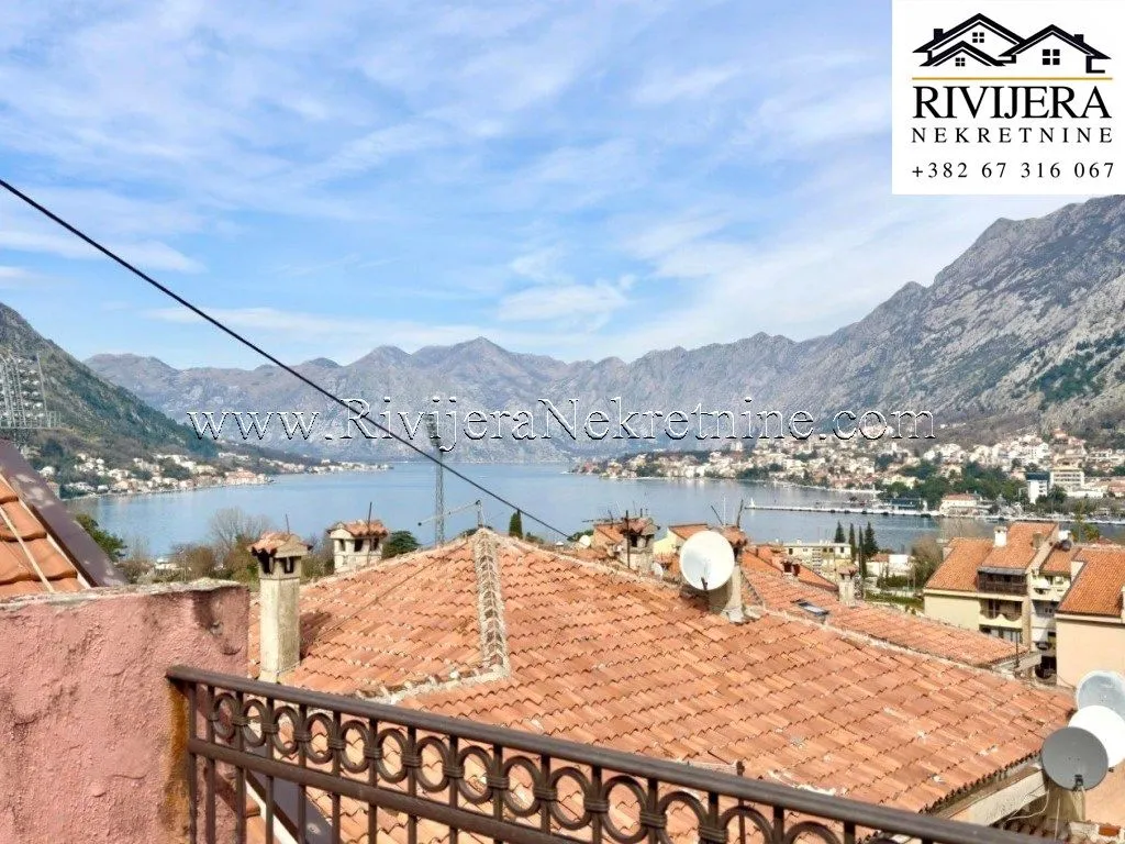 Sale, three bedroom apartment, 94m², Škaljari, Kotor