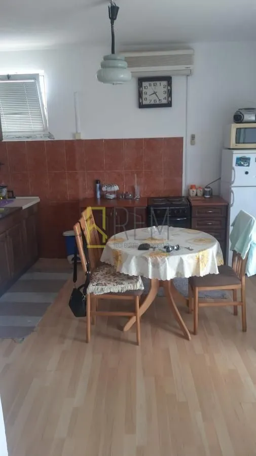 Izdavanje, kuća, 78m², Ulcinj, Crna Gora