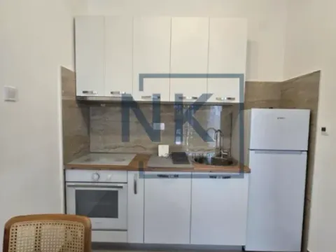 Izdavanje, garsonjera, 25m², Momišići, Podgorica - image 4