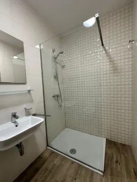 Prodaja, jednosoban stan, 46m², City Kvart, Podgorica - image 11