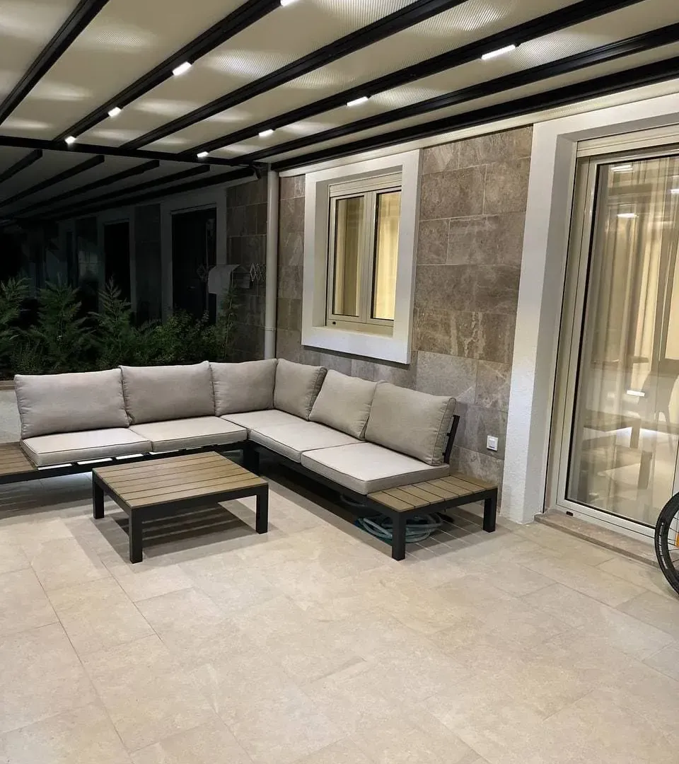 Prodaja, stan, 110m², Tivat, Crna Gora