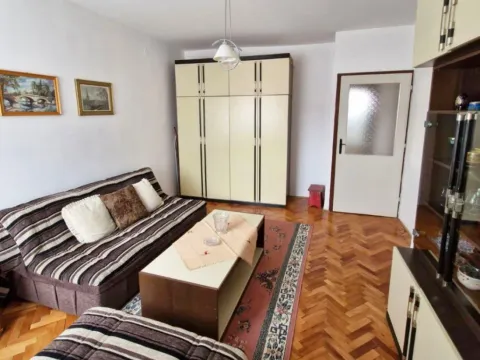Sale, two bedroom apartment, 58m², Cetinje, Crna Gora - image 6