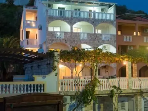 House for Sale, 700m2, Petrovac, Budva House for Sale, 700m2, Petrovac, Budva