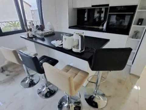 Prodaja, kuća, 296m², Budva, Crna Gora - image 24