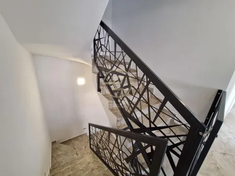 Prodaja, stan, 145m², Sremska Kamenica, Petrovaradin - image 28