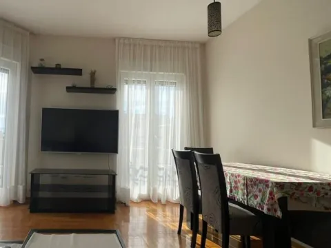 Izdavanje, dvosoban stan, 64m², Zabjelo, Podgorica - image 3
