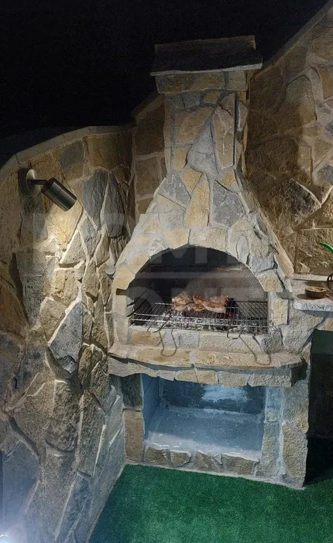 Prodaja, trosoban stan, 110m², Centar, Tivat