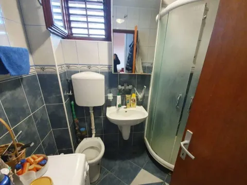 Sale, two bedroom apartment, 70m², Dubovica, Budva - image 2