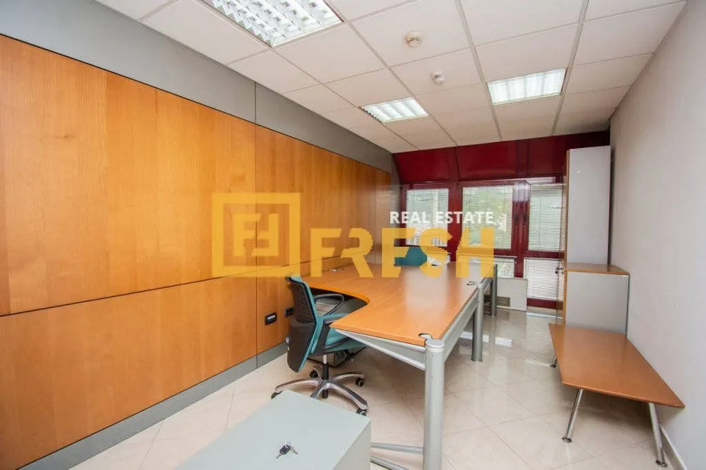 Rent, office space, 412m², Preko Morače, Podgorica