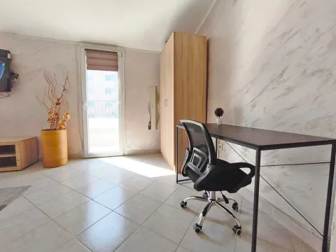 Rent, studio apartment, 40m², Stari Aerodrom, Podgorica - image 7