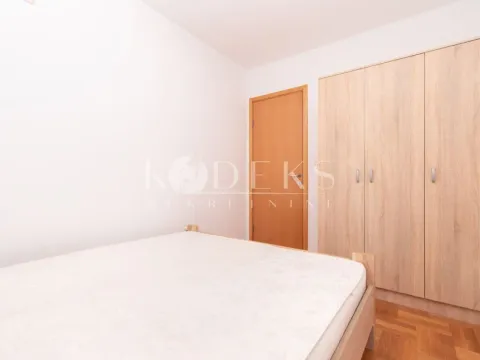 Izdavanje, trosoban stan, 71m², Stari Aerodrom, Podgorica - image 15