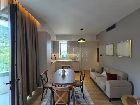 Izdavanje, stan, 53m², Tivat, Crna Gora - image 2