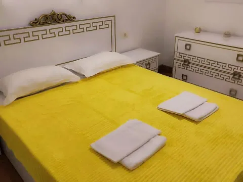 Sale, three bedroom apartment, 104m², Dobra Voda, Budva - image 7