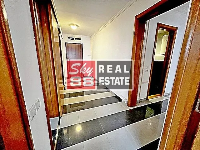 Prodaja, trosoban stan, 90m², Čubura, Beograd