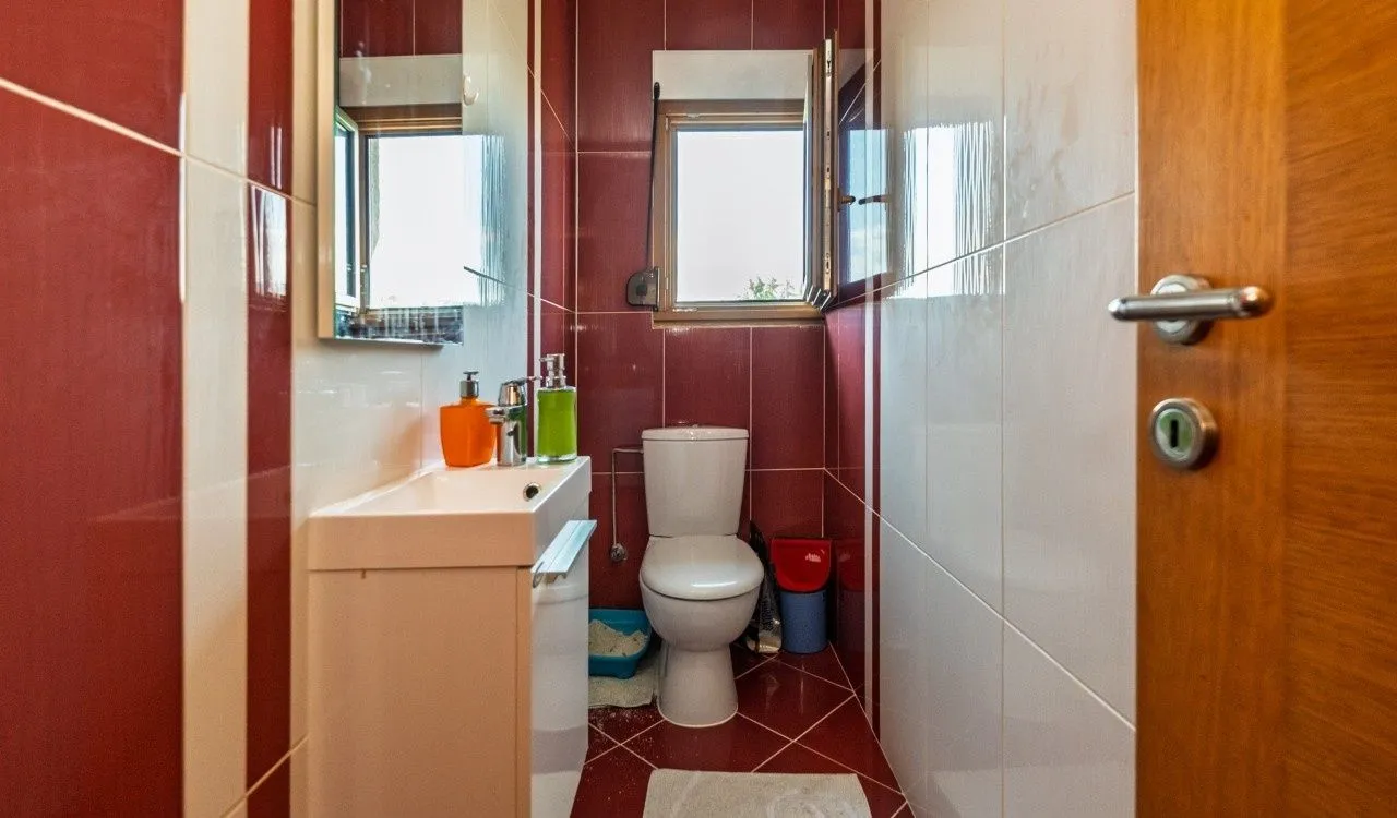 Prodaja, trosoban stan, 136m², Podgorica, Crna Gora