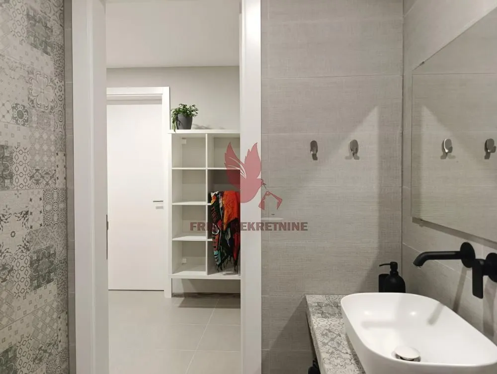 Prodaja, kuća, 580m², Kosmaj, Sopot