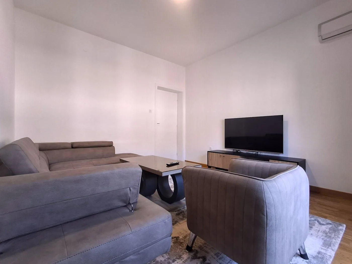 Rent, apartment, 68m², Centar, Podgorica