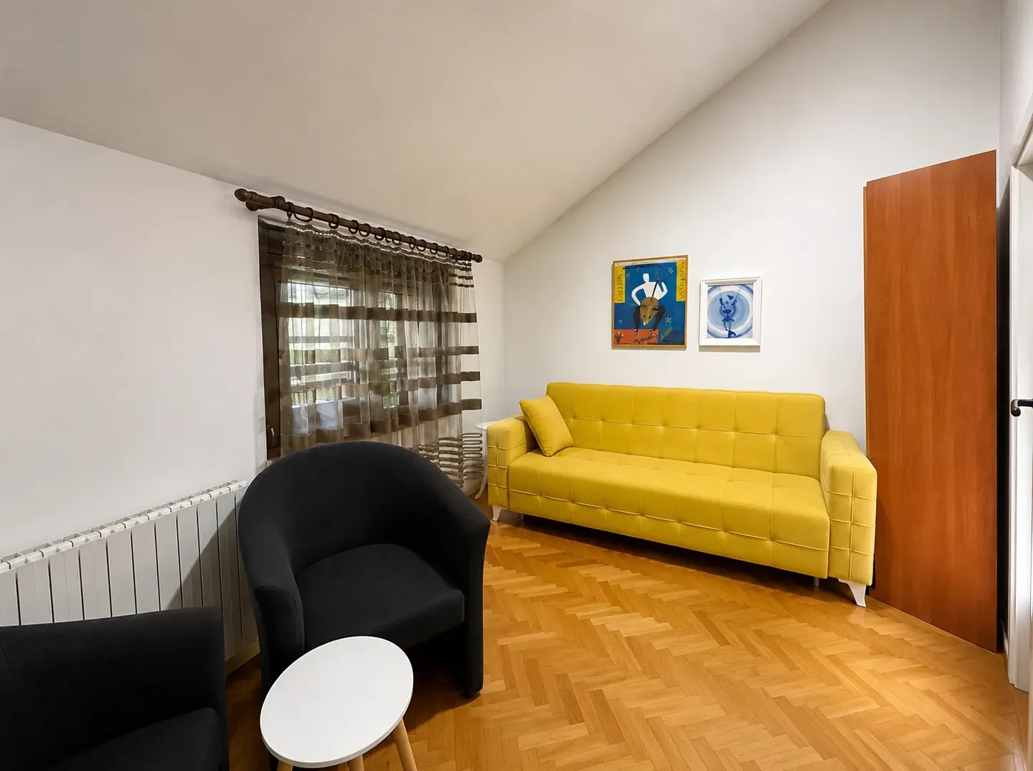 Rent, house, 280m², Gorica C, Podgorica