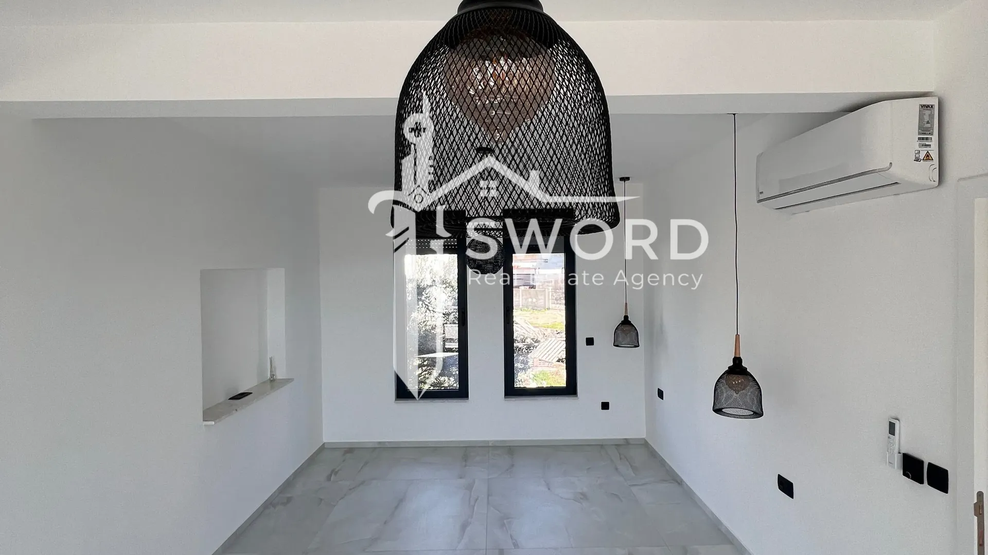 Sale, house, 350m², Bjeliši, Bar