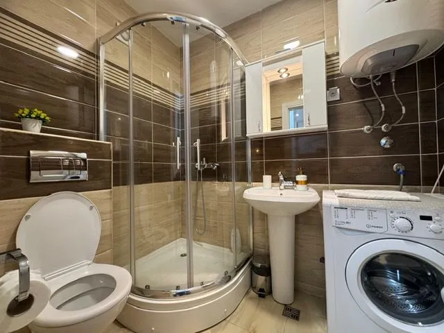 Rent, one bedroom apartment, 45m², Centar, Budva