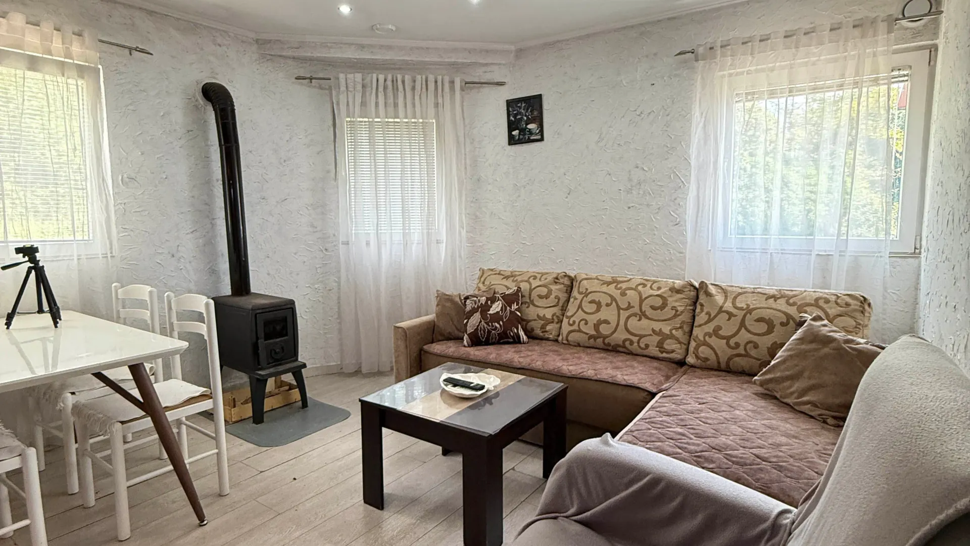 Izdavanje, kuća, 110m², Dobre Vode, Bar
