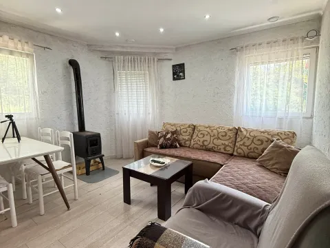 Rent, house, 110m², Dobre Vode, Bar - image 3