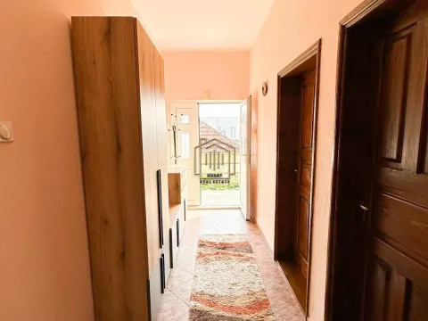Izdavanje, dvosoban stan, 65m², Murtovina, Podgorica - image 3