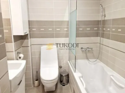 Prodaja, trosoban stan, 105m², Centar, Novi Sad - image 20