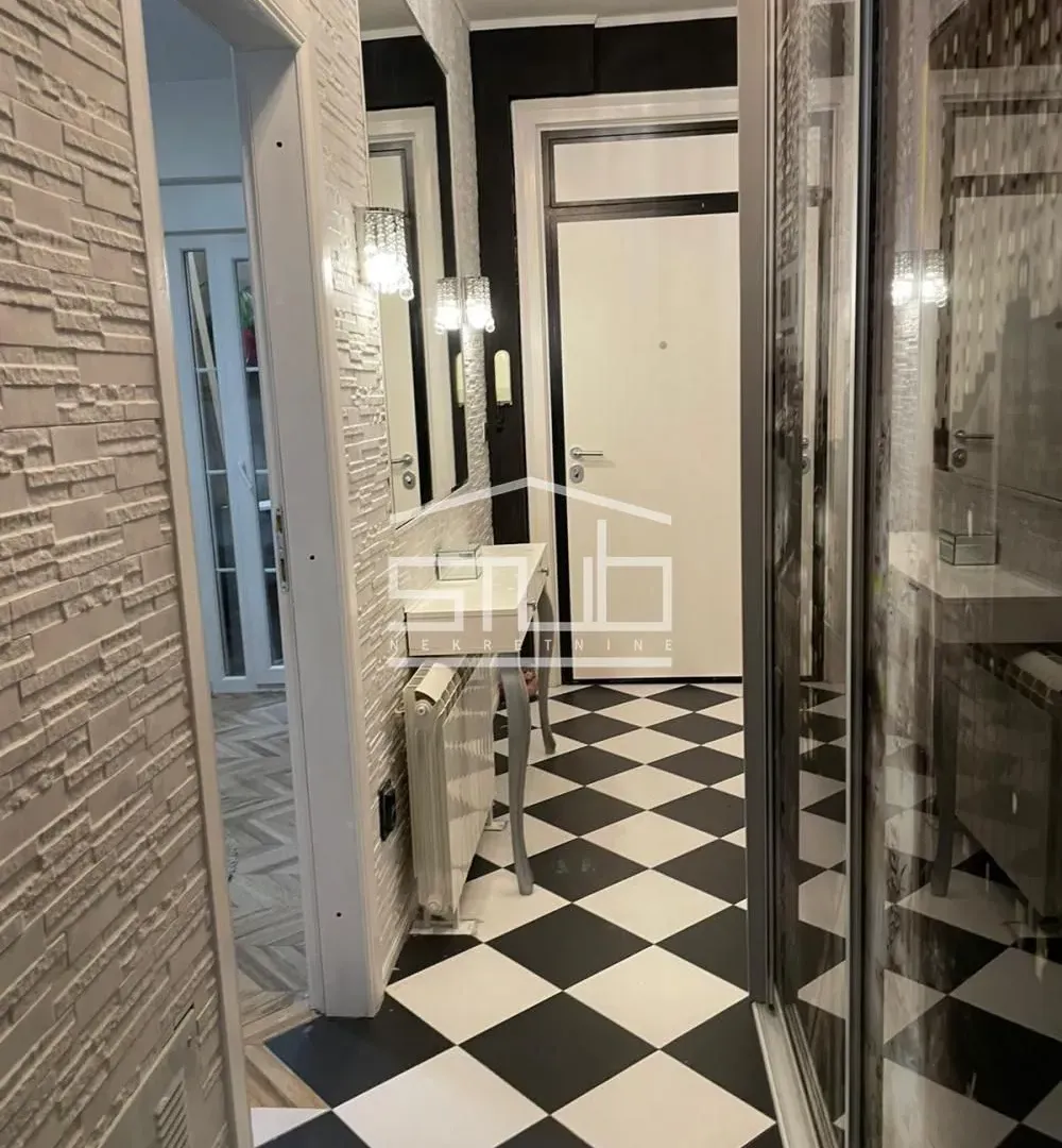 Sale, three bedroom apartment, 63m², Stari Grad, Beograd