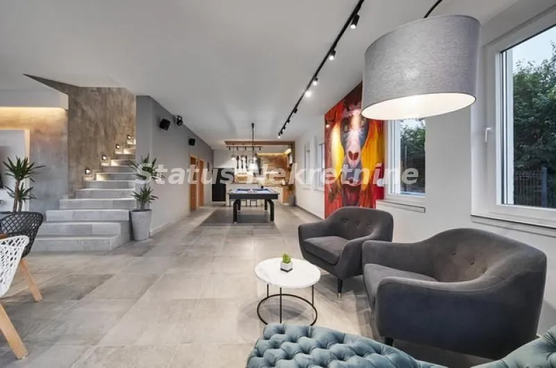 Izdavanje, kuća, 310m², Sremski Karlovci, Novi Sad