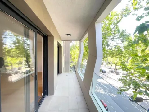 Rent, three bedroom apartment, 99m², Vračar Hram, Vračar Sve Podlokacije - image 7