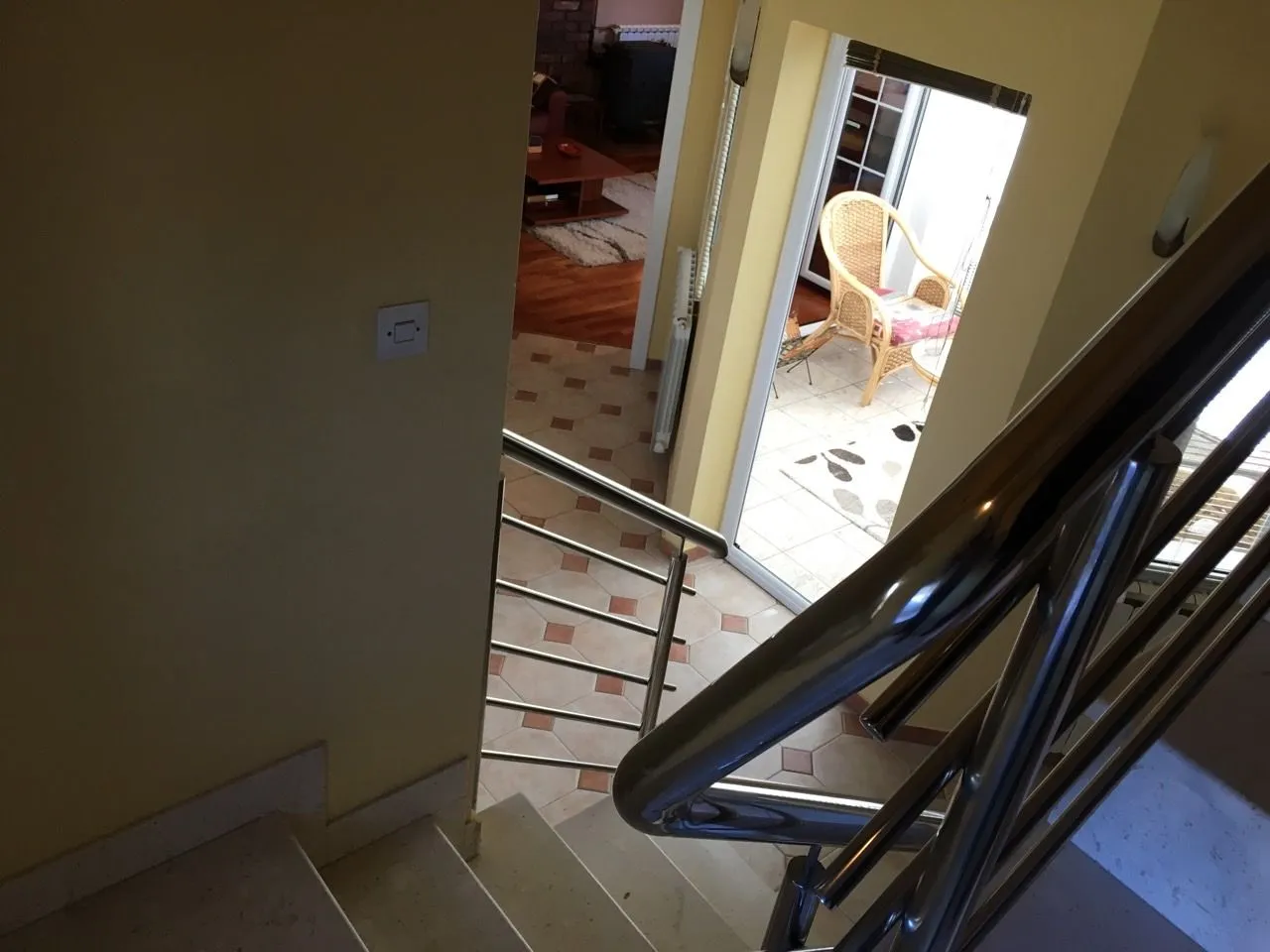 Rent, house, 140m², Dahna, Podgorica