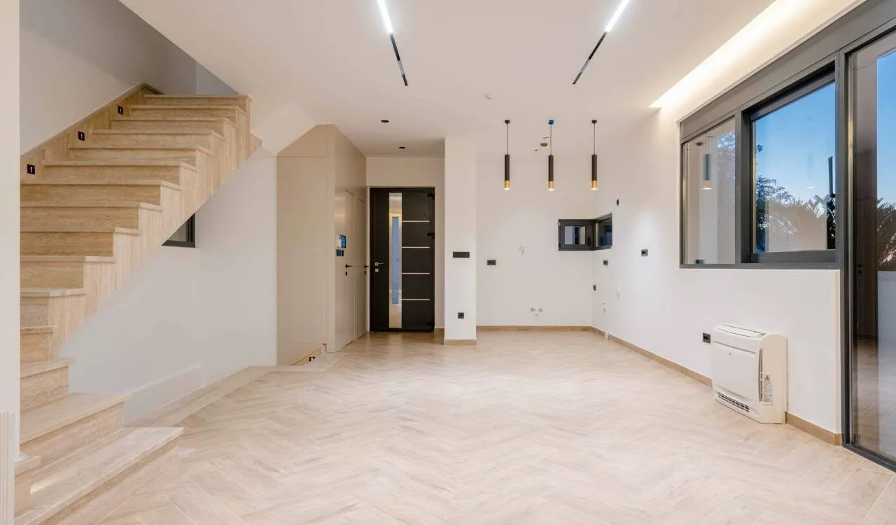 Sale, house, 240m², Kamenovo, Budva