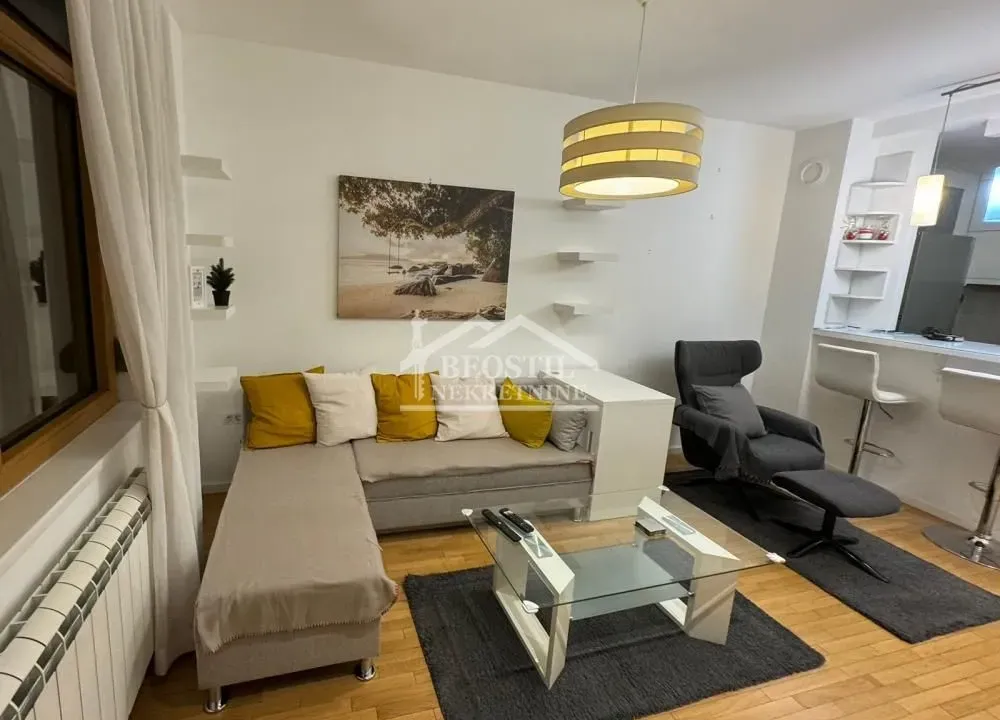 Prodaja, jednosoban stan, 41m², Zemun Sve Podlokacije, Beograd