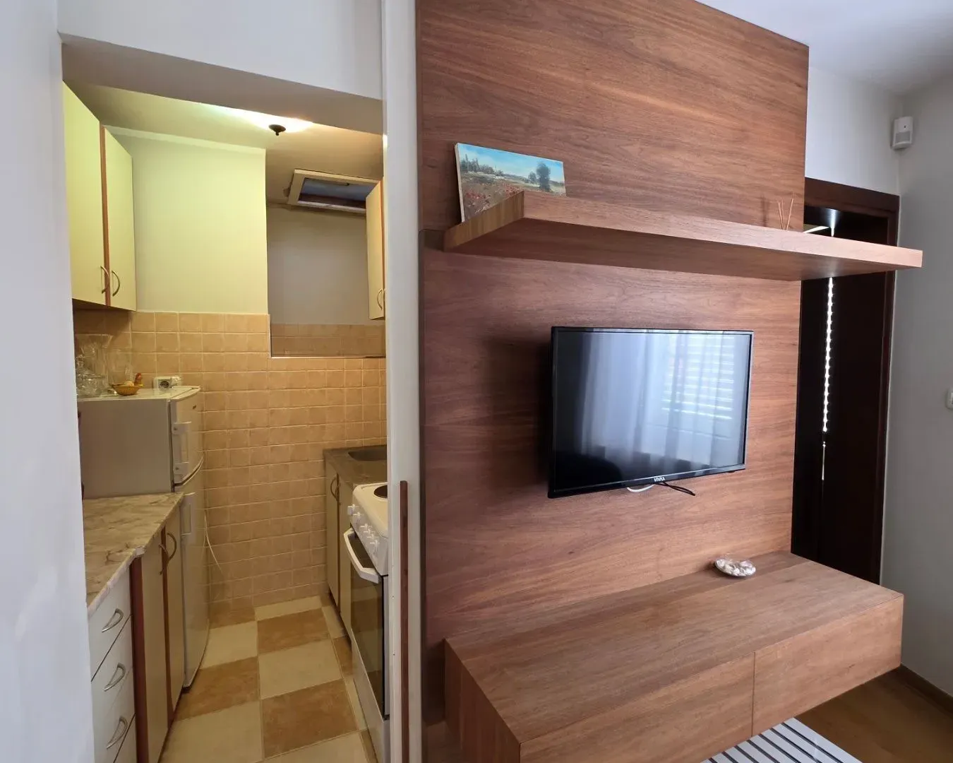 Rent, three bedroom apartment, 120m², Stari Grad, Budva