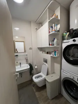 Prodaja, jednosoban stan, 53m², City Kvart, Podgorica - image 8