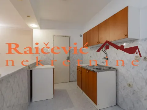 Sale, three bedroom apartment, 101m², Bogoslovija, Palilula Sve Podlokacije - image 9