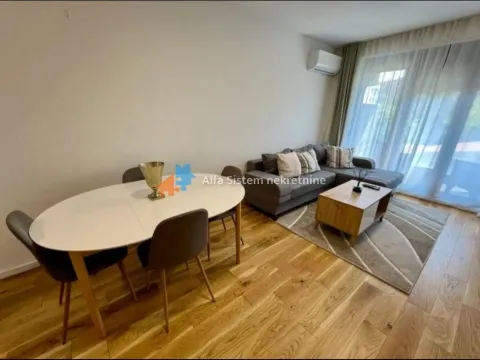 Izdavanje, trosoban stan, 60m2, Gradska Bolnica, Zvezdara, Beograd Izdavanje, trosoban stan, 60m2, Gradska Bolnica, Zvezdara, Beograd