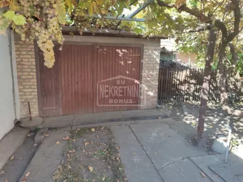 Sale, house, 85m², Ker, Subotica - image 10