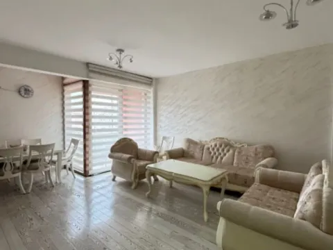 Izdavanje, stan, 95m², Preko Morače, Podgorica
