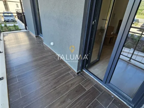 Sale, one bedroom apartment, 39m², Tološi, Podgorica - image 6