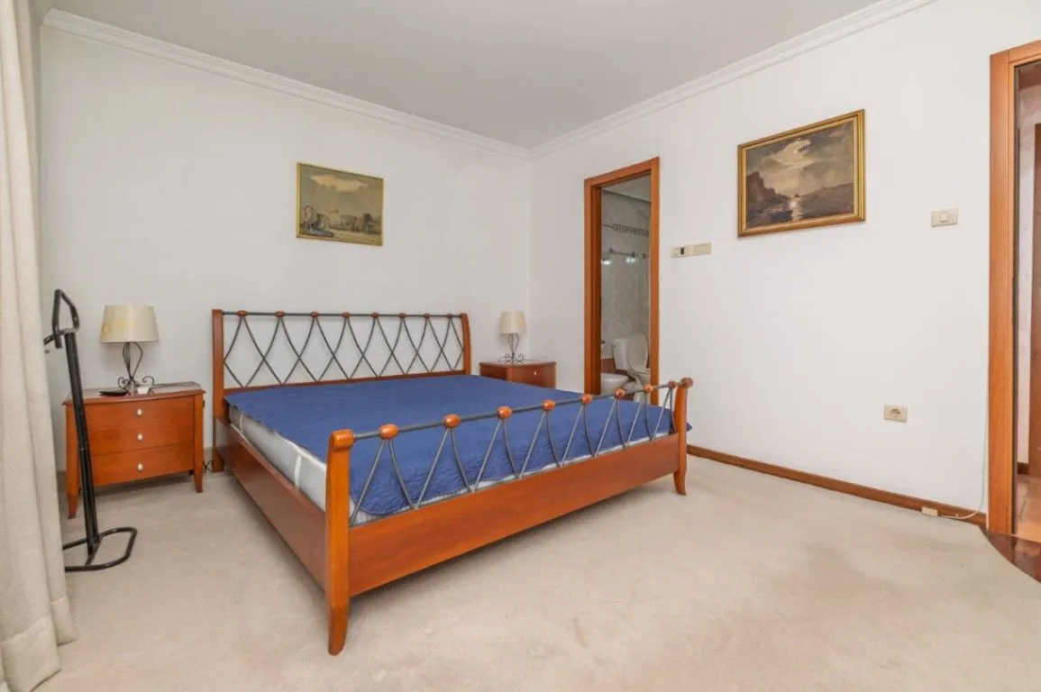 Rent, apartment, 200m², Gorica C, Podgorica
