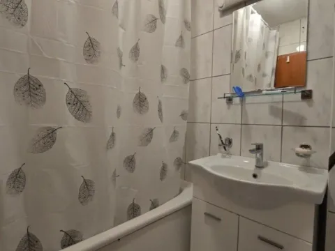 Izdavanje, jednosoban stan, 42m², Zabjelo, Podgorica - image 4