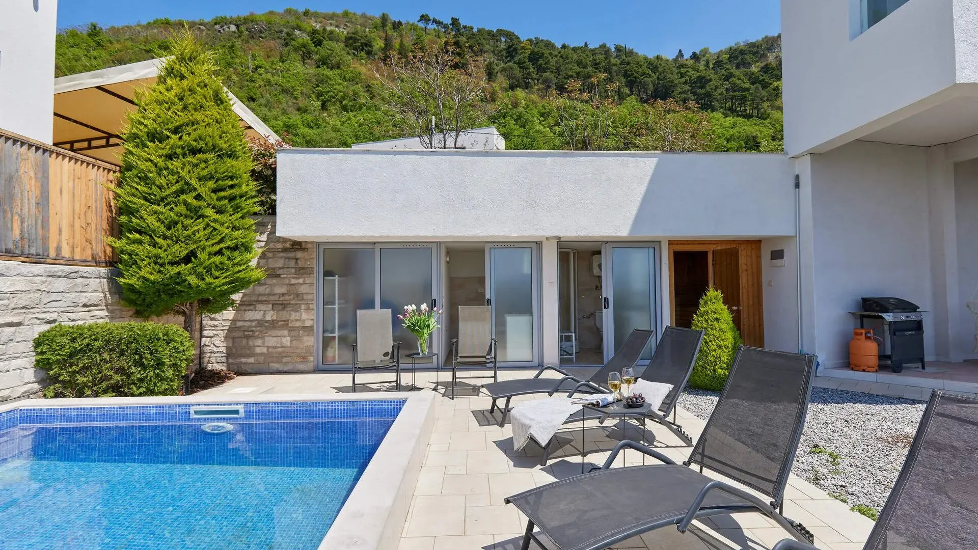 Sale, house, 233m², Kotor, Crna Gora