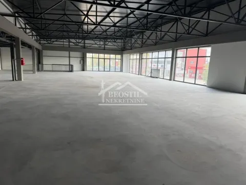 Rent, office space, 2100m², Centar, Smederevo - image 11