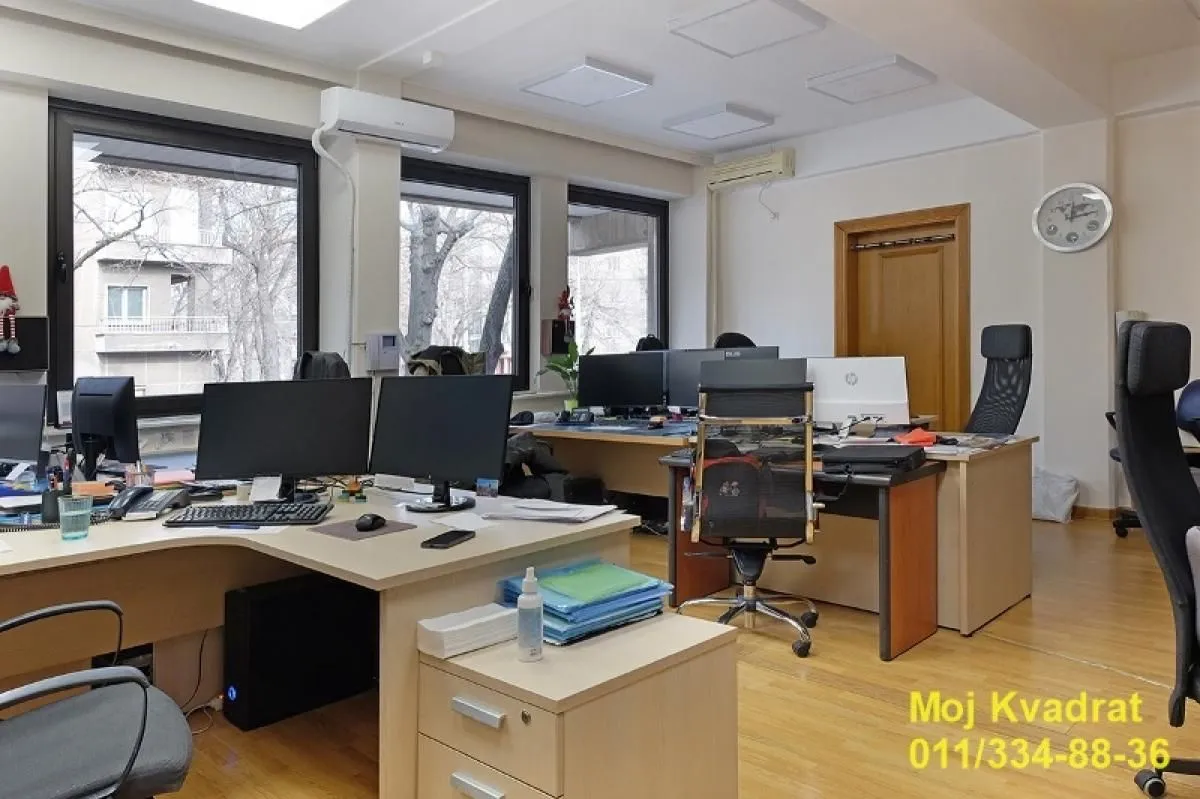 Rent, office space, 653m², Stari Merkator, Novi Beograd Sve Podlokacije