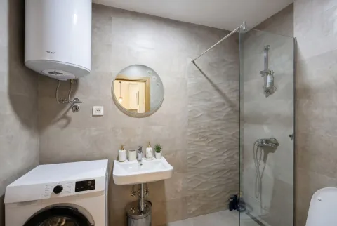 Sale, two bedroom apartment, 43m², Bečići, Budva - image 7