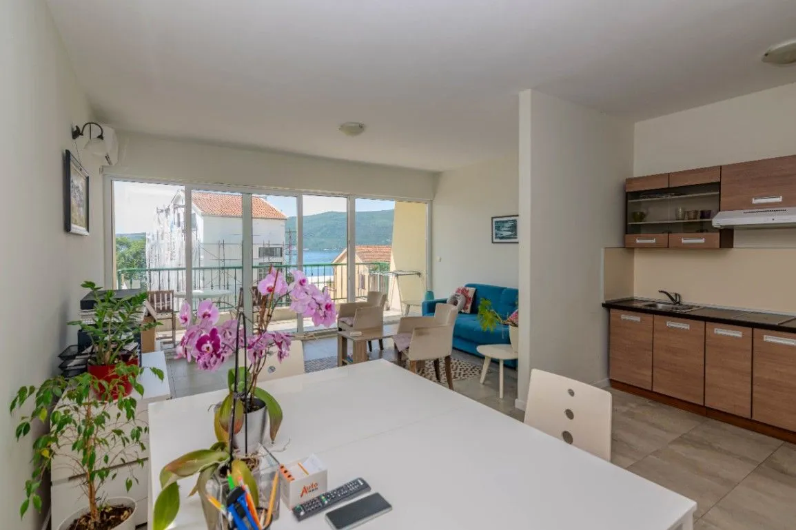 Prodaja, jednosoban stan, 73m², Bijela, Herceg Novi