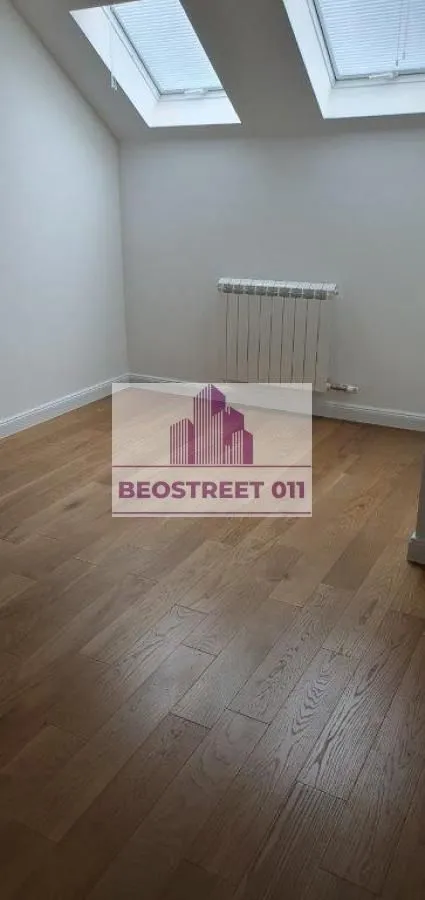 Sale, three bedroom apartment, 85m², Lipov Lad, Zvezdara Sve Podlokacije